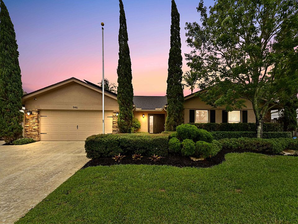 1st image of 946 NW 10th Street