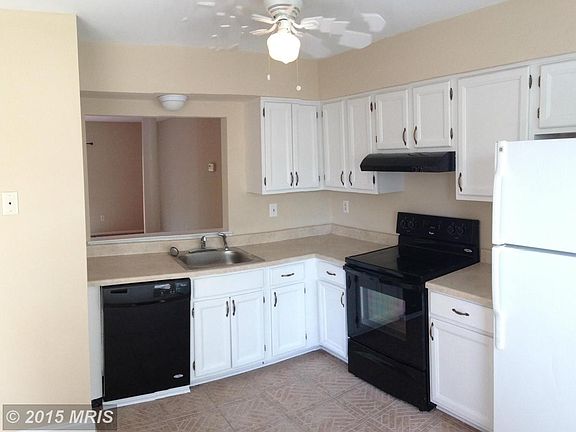3rd image of 18830 McFarlin Dr