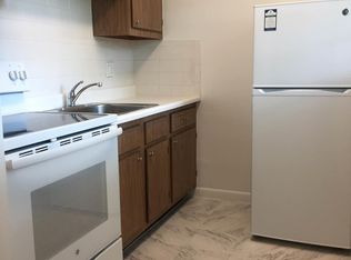 114 Edgemere Rd APT 3, Boston, MA 02132