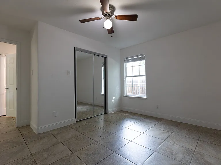 601 Coleman St #2 — Photo 20