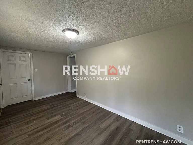 3076 Harvester Ln E — Photo 17