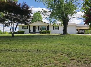 392 Sullivan Rd, McMinnville, TN 37110