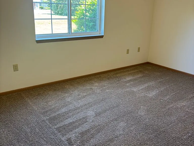 W1083 Lewis Ln — Photo 34