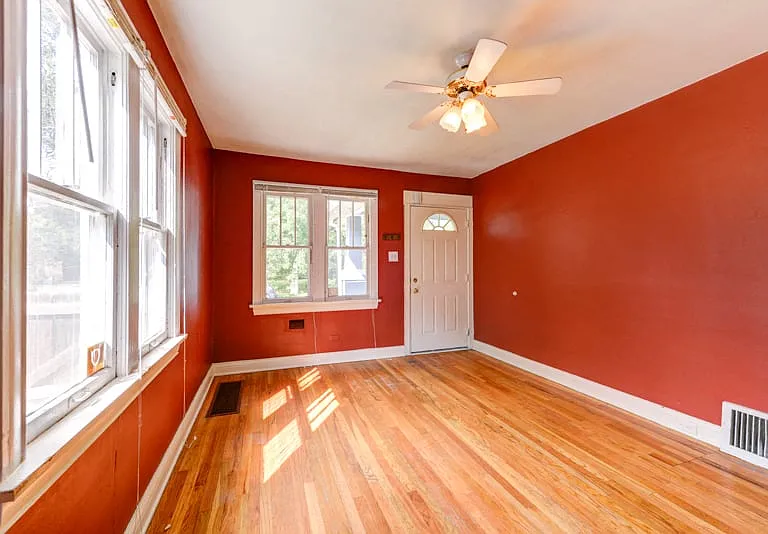 1718 S Franklin St — Photo 11