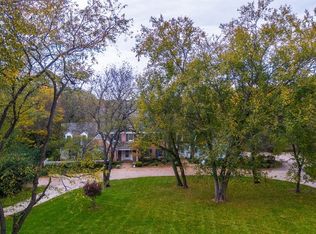 284 Donlea Rd, Barrington, IL 60010