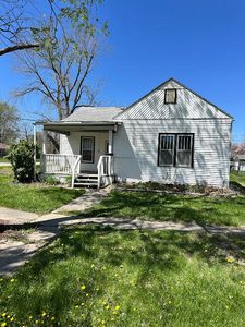 325 S Rollins St, Centralia, MO, 65240