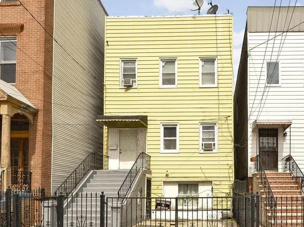 104 Bowers St, Jersey City, NJ 07307