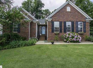 423 Scarlet Oak Dr, Fountain Inn, SC 29644