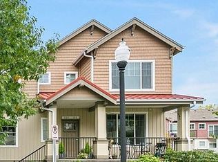 605 NW Lost Springs Ter UNIT 102, Portland, OR 97229