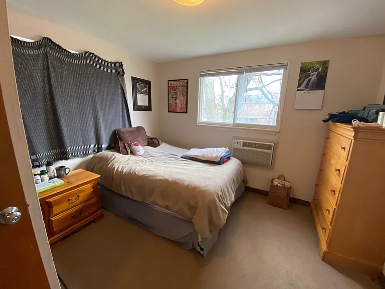 Neil Ave 1462-1464 HHR — Photo 11