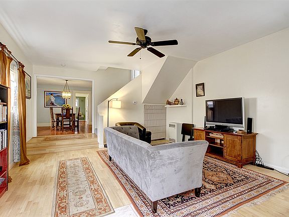 2nd image of 2826 B St