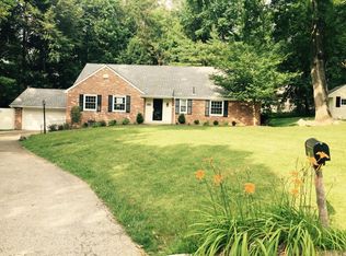 903 Academy Ln, Bryn Mawr, PA 19010