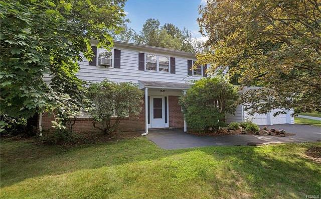1st image of 2643 Darnley Pl
