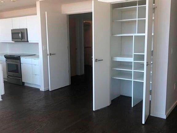 5th image of 315 S Rock St #807