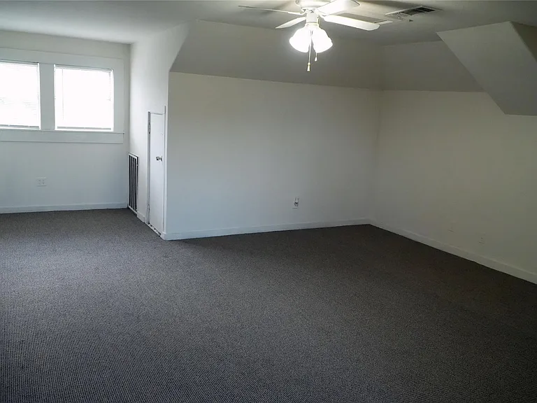 24206 Longenbaugh Rd — Photo 24