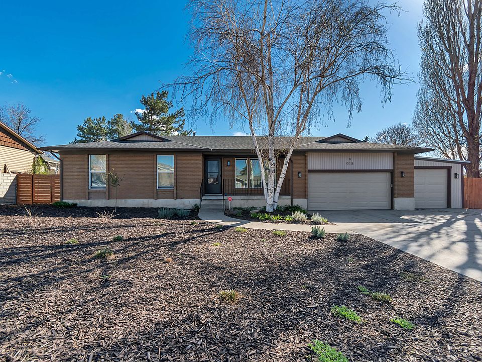 1st image of 918 Lazon Dr