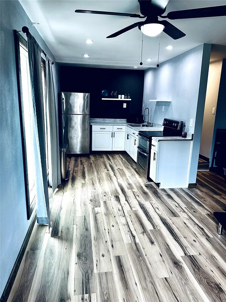1 bed, 500 sqft, $900 — Photo 2