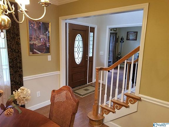 5th image of 213 Deanna Dr SE