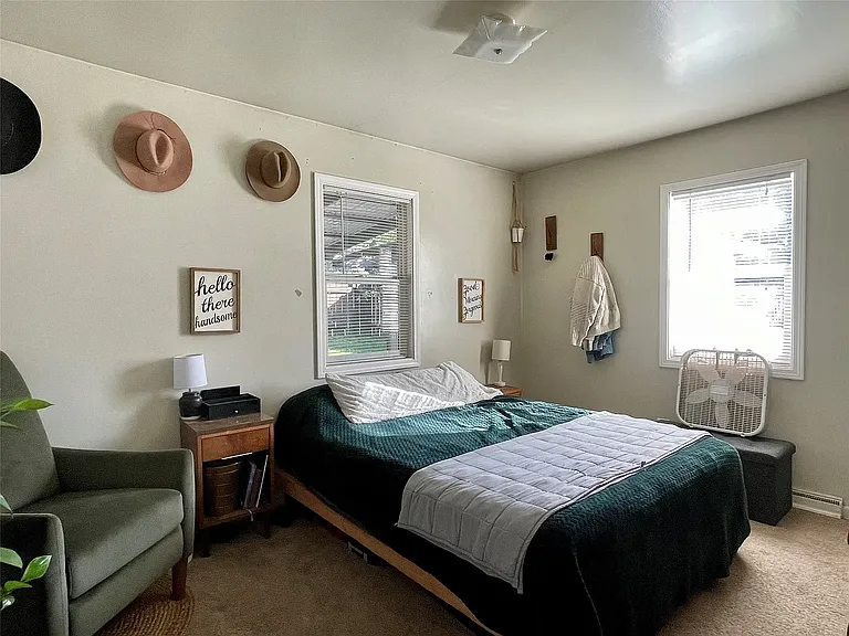 406 W 3rd Ave — Photo 13