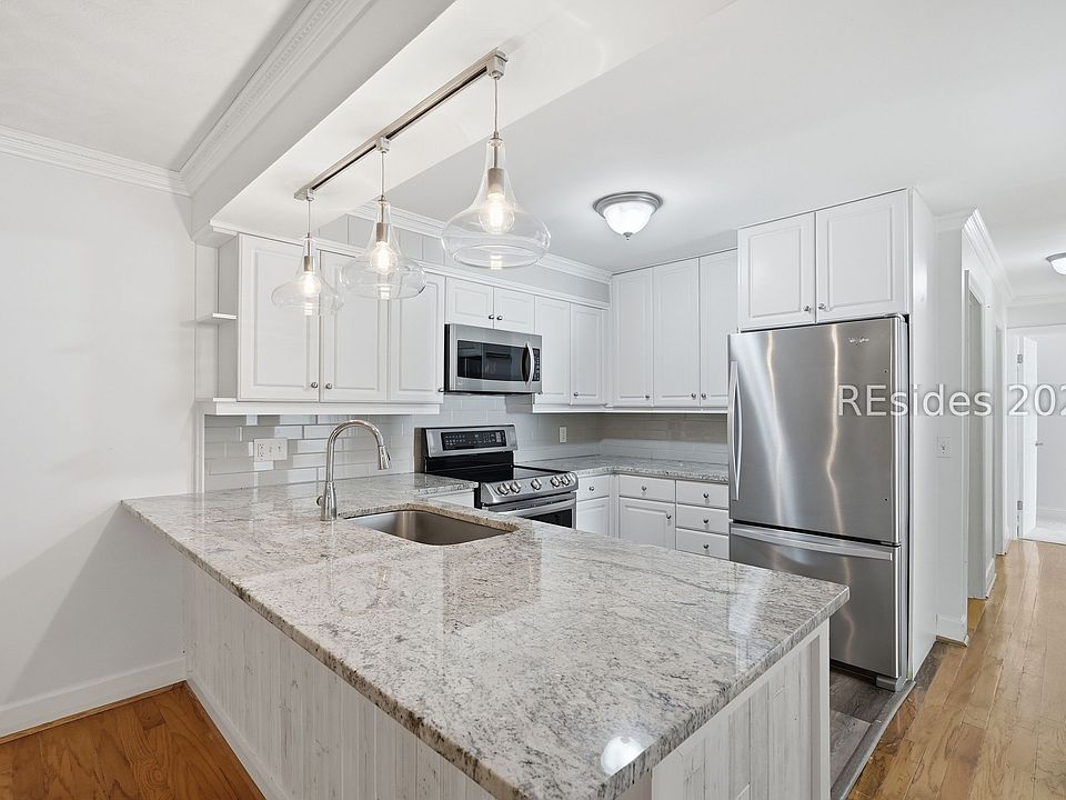 1st image of 35 Three Mast Ln #35