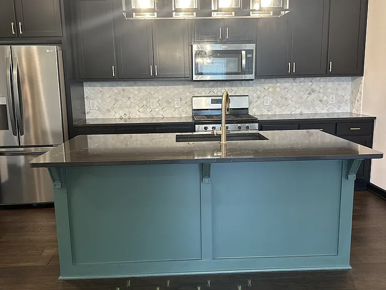 2229 Roca Dr — Photo 10