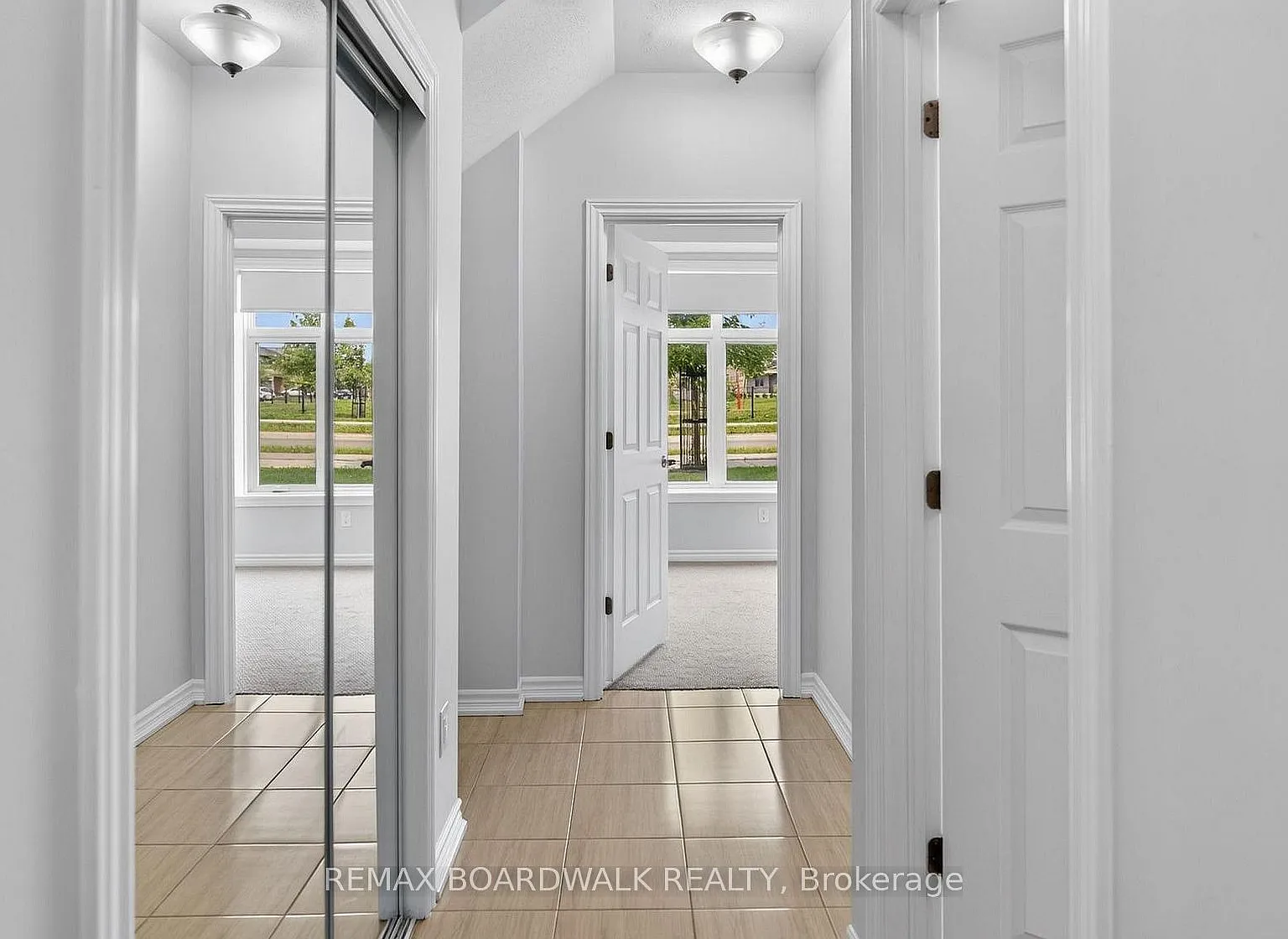 3 bed, $3,000 — Photo 3