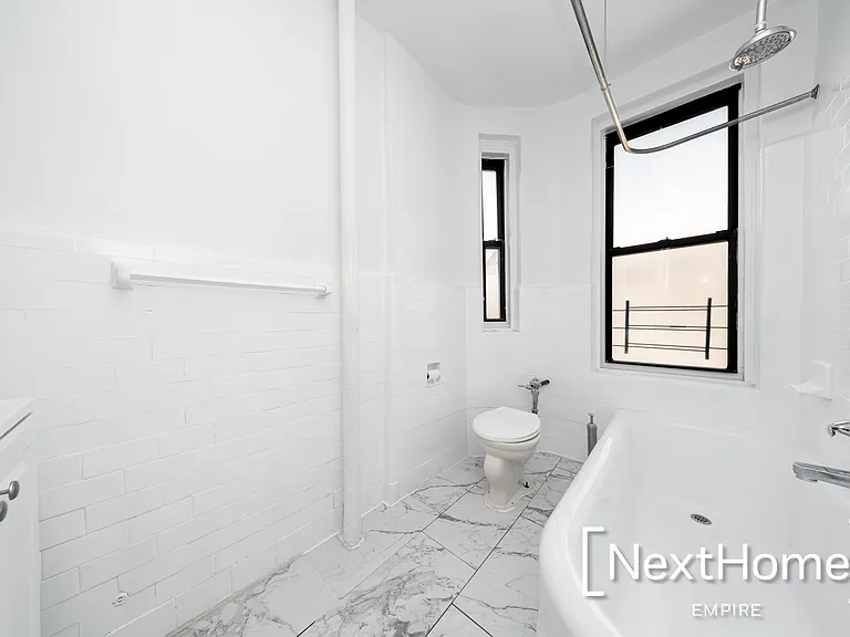 144-32 35th Ave #C54 — Photo 10