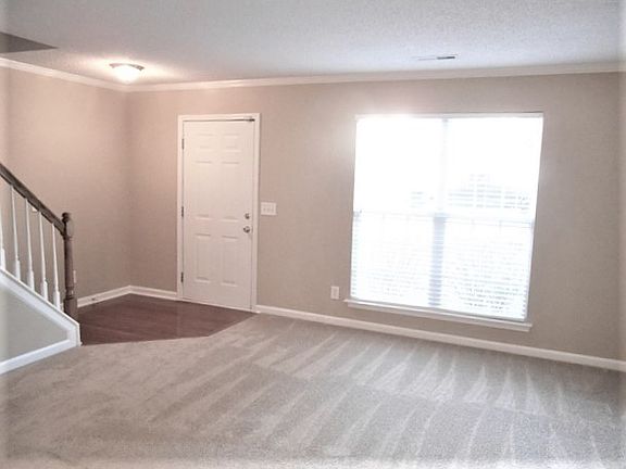 2nd image of 1137 Briarwood Dr