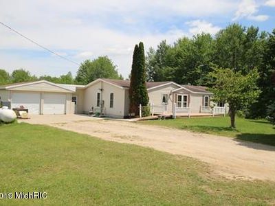 20800 40th Ave, Barryton, MI, 49305