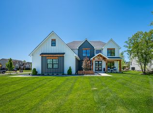 2902 Hampton Ave, North Aurora, IL 60542