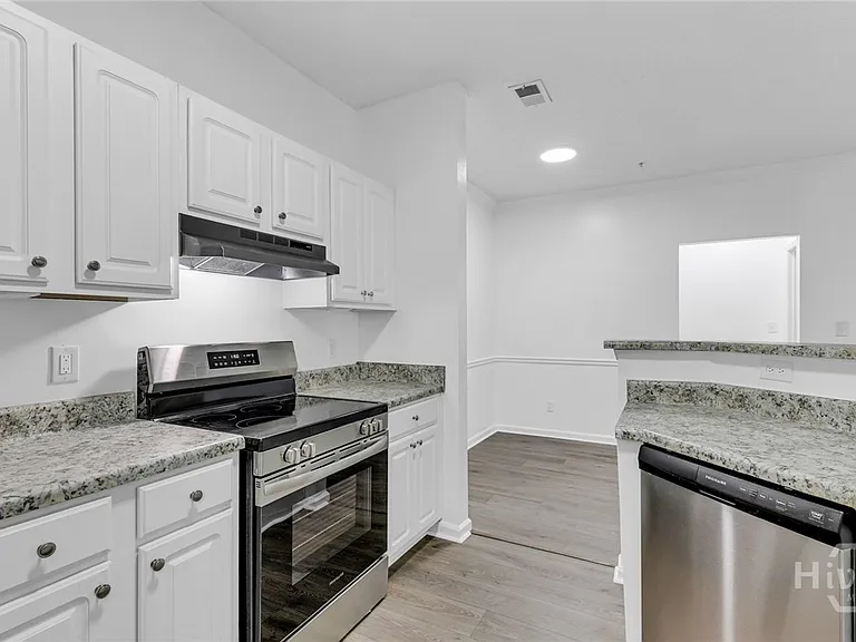 4104 Walden Park Dr — Photo 13