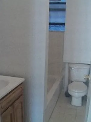 Rented by DSA Realty Midtown West | media 41