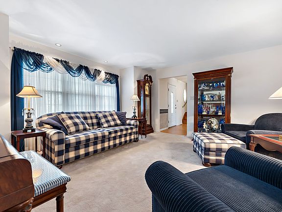 5th image of 1003 Paul Dr