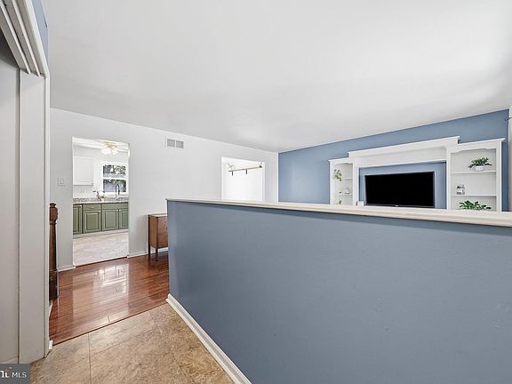 4th image of 226 Thames Dr