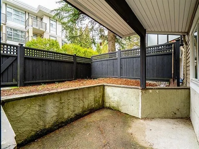 1850 Southmere Cres E #8 — Photo 21