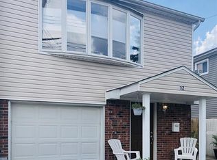 12 E Augusta Ave, Staten Island, NY 10308