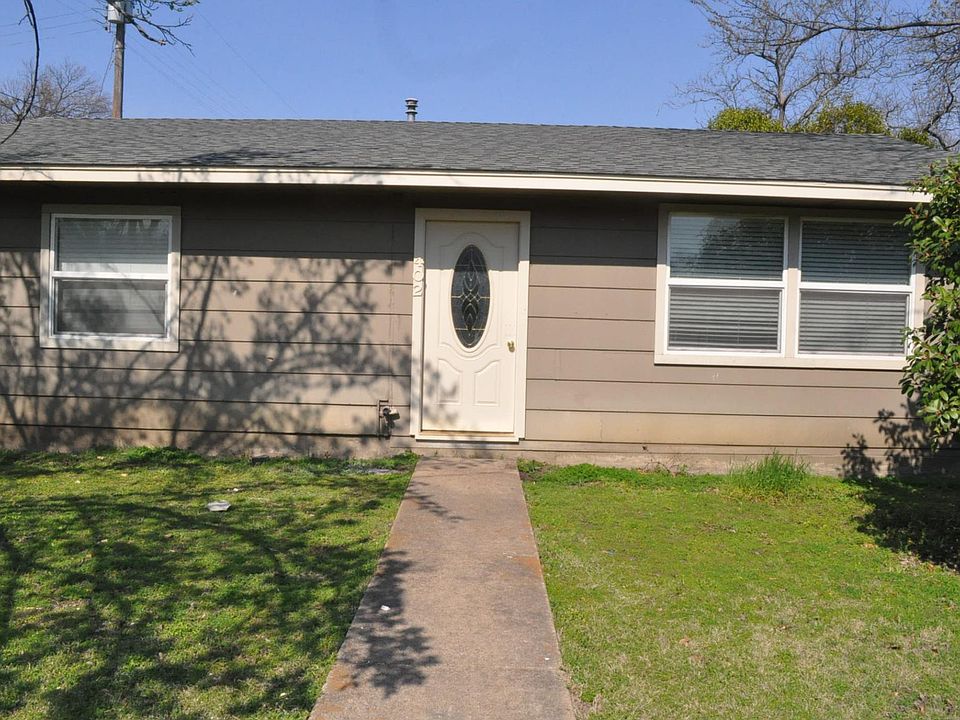 1st image of 402 W 6th St