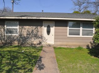 402 W 6th St, Waxahachie, TX 75165