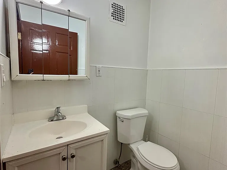 5774 Xenia St — Photo 9