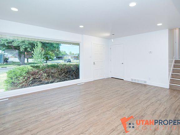 2nd image of 1178 W Dupont Ave