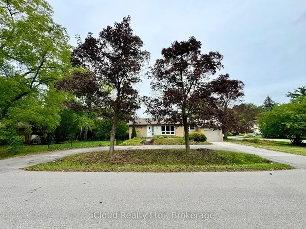 122 Selgrove Cres, Oakville, ON L6L 1L3
