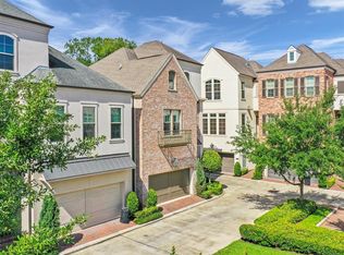 1944 Woodbury St, Houston, TX 77030