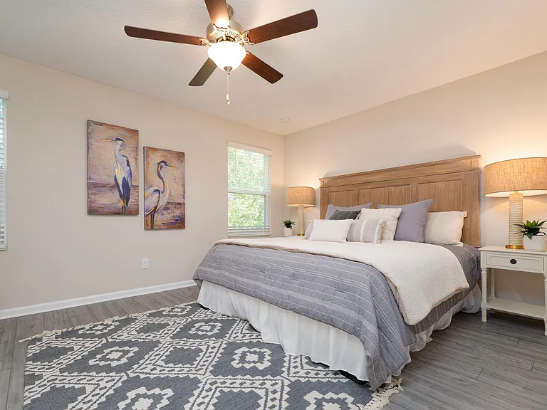 2214 Twin Pines Cir W — Photo 16