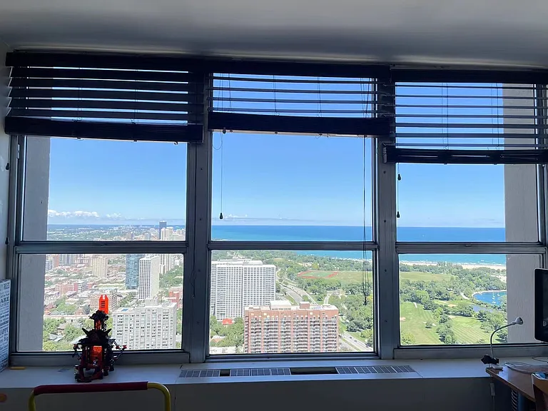 655 W Irving Park Rd #5212 — Photo 36