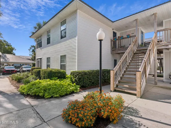 602 W Island Square Dr, Saint Simons Island, GA 31522