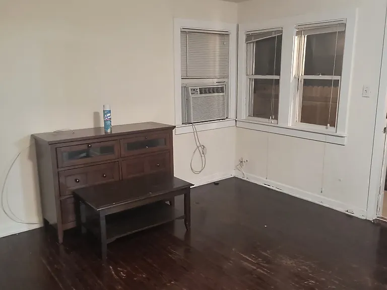 519 Grove St N #3 — Photo 9