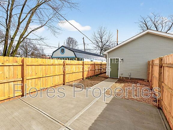 5th image of 696 S 22nd St