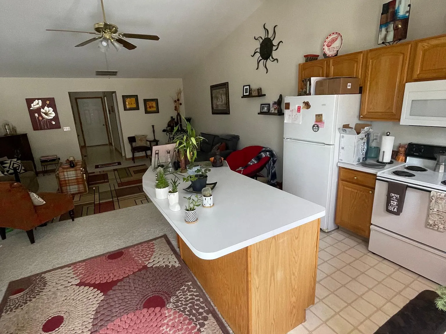 2 bed, 1080 sqft, $1,350 — Photo 4