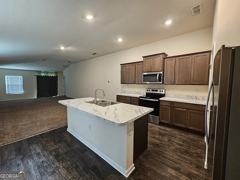 137 Teakwood Dr — Photo 15