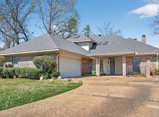 10090 Chenier Point, Shreveport, LA 71106